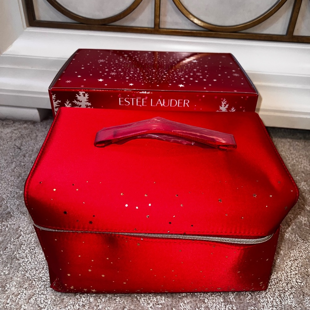 Estée Lauder Makeup Bag